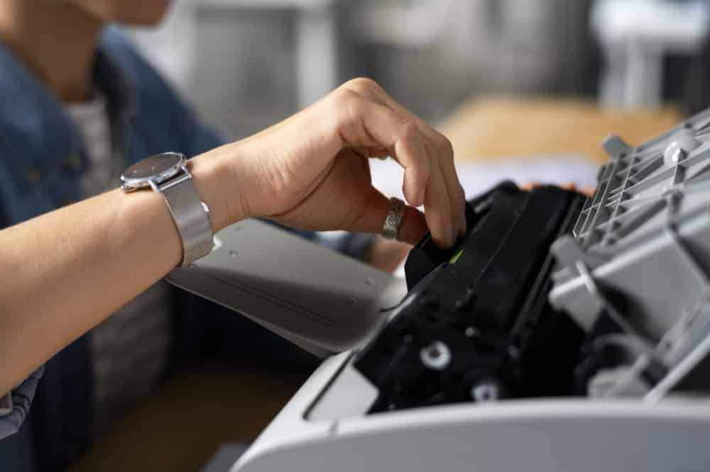 Eliminating Revenue Leakage with Intelligent Contract Management