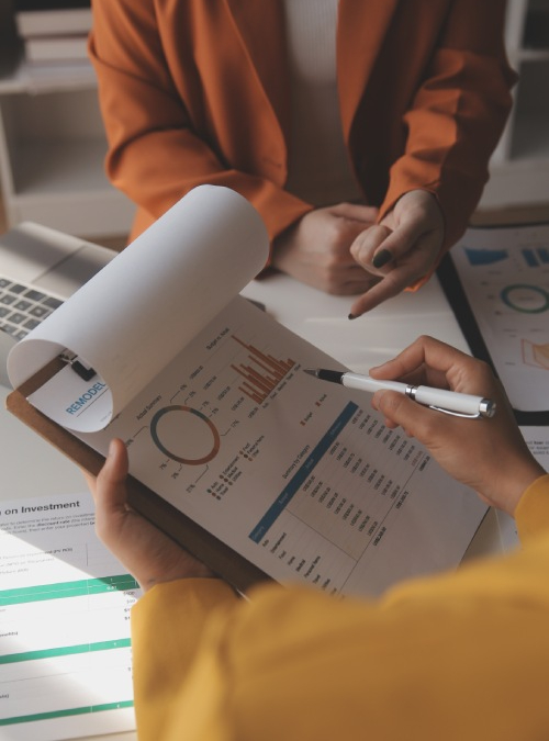 Custom Builder dashboard on laptop